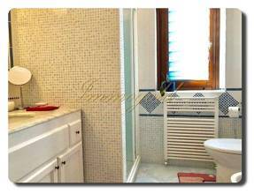 Thumbnail von Aparte drei Zimmer Wohnung mit Garten