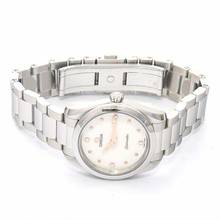 Thumbnail von Omega Seamaster Aqua Terra 220.10.28.60.54.001 - Seamaster Aqua Terra 150M Quartz 28 mm Quartz White Dial Diamonds La </h1>