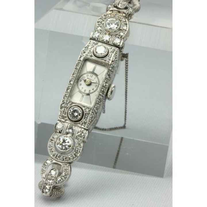  Art Deco Brillant-Platin-Damenarmbanduhr 