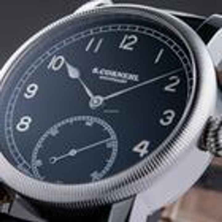  Cornehl Classic Black gerändelte Lünette , Zwiebelkrone 