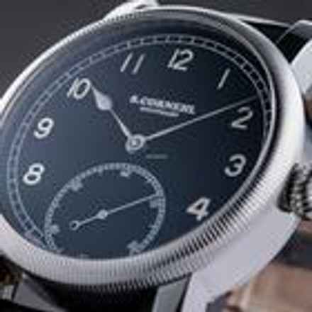  Cornehl Classic Black gerändelte Lünette , Zwiebelkrone 