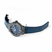 Thumbnail von Hublot Classic Fusion Blue 581.CM.7170.LR - Classic Fusion Ceramic Blue Quartz Blue Dial Ladies Watch </h1>