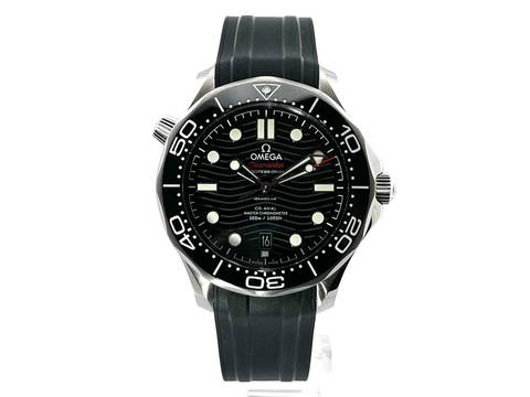 Omega Seamaster Diver 300 M Co-Axial 300M 210.32.42.20.01.001 </h1> 