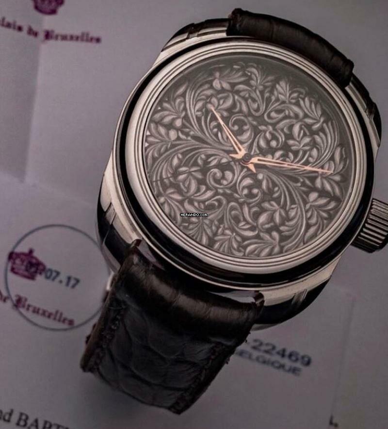 RBaptiste Vicomte No.5 handcrafted Brush Finishing