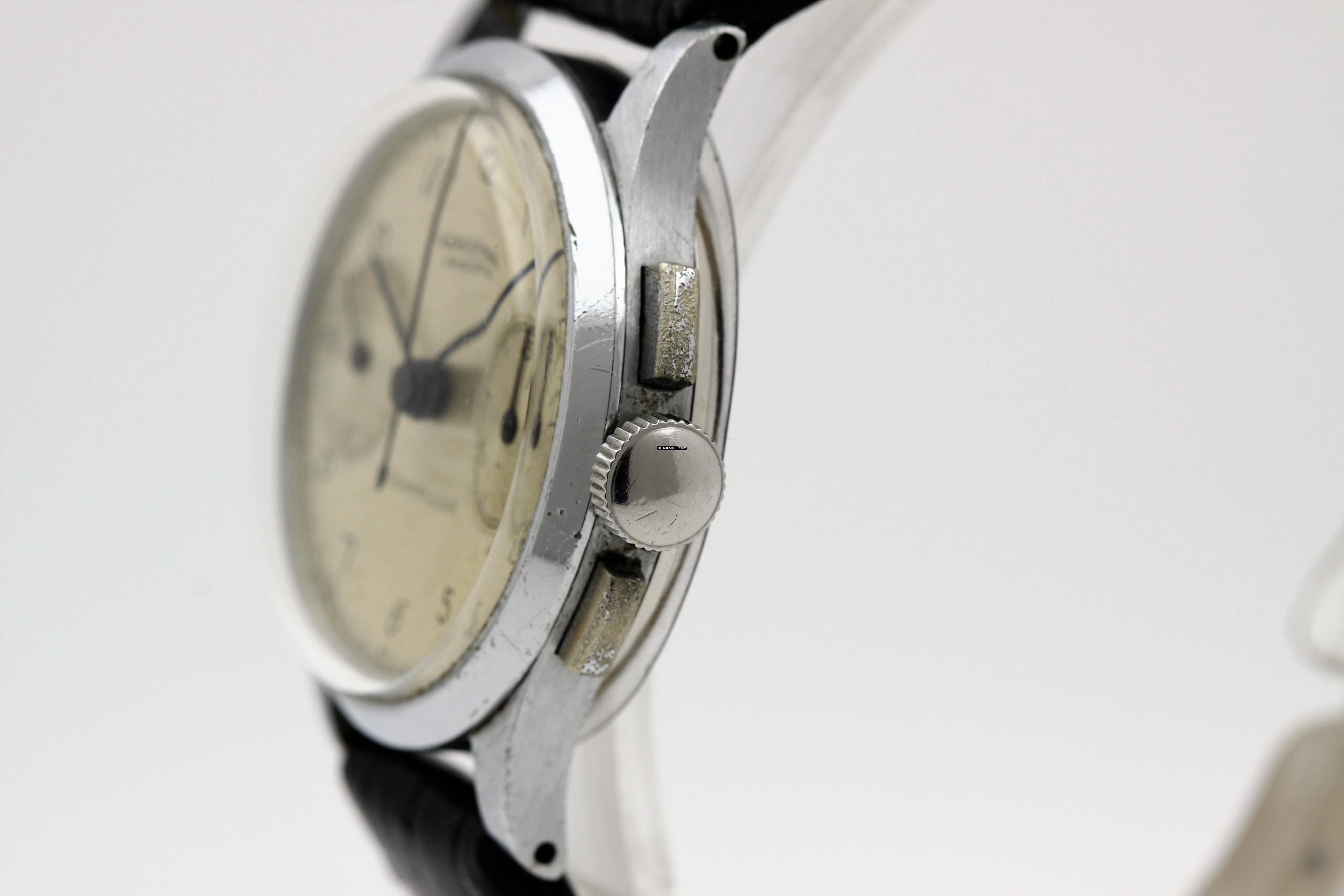 Thumbnail von Universal Genève Compur Chronograph Boy Size Cal. 381