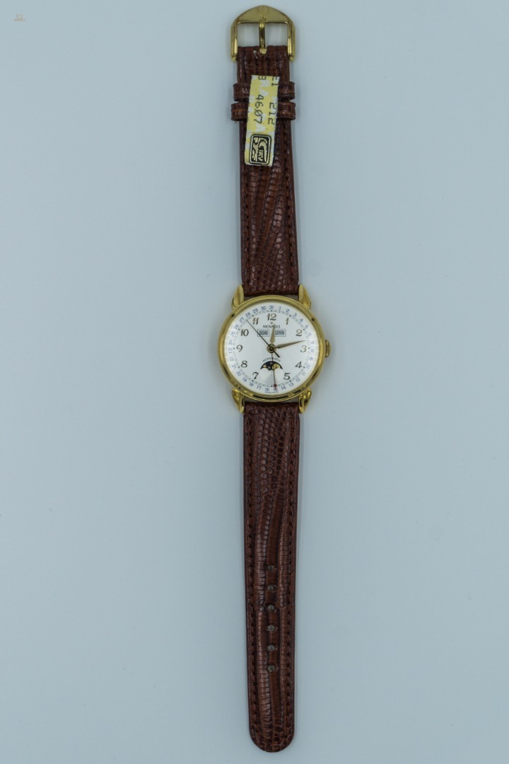 Movado Automatik-Uhr mit Mondphase und Kalender 40 B1 881 3/731