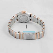 Thumbnail von Omega Constellation Quartz 131.25.25.60.53.002 - Constellation Manhattan Quartz 25 mm Quartz Blue Dial Sedna Gold La </h1>