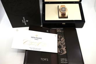 Thumbnail von Patek Philippe Nautilus 5711/1R | rare Cal. 26-330 | Full Set 2019 | Roségold