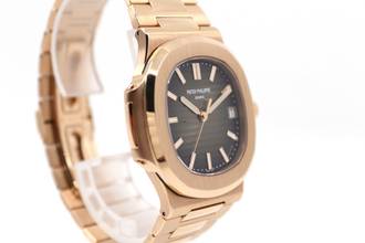 Thumbnail von Patek Philippe Nautilus 5711/1R | rare Cal. 26-330 | Full Set 2019 | Roségold