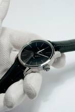 Thumbnail von Angular Momentum Classic Zentralsekunde