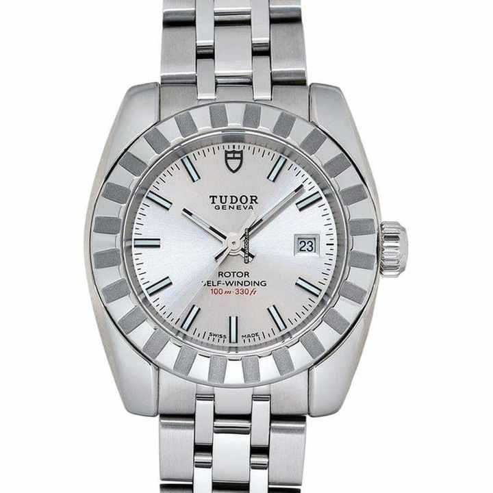  Tudor Classic 22010 - Classic Date Silver / Steel Ø28.00 mm </h1> 