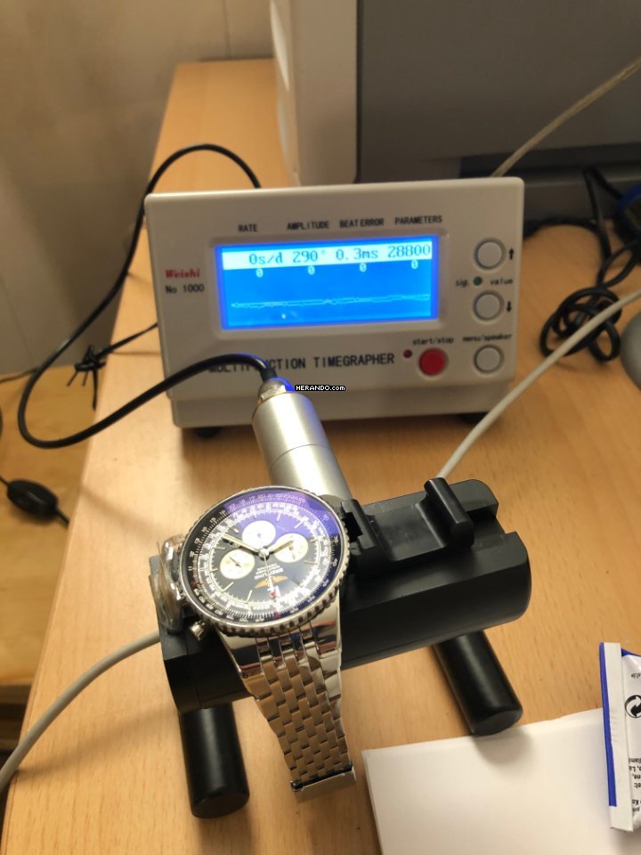 Thumbnail von Breitling Navitimer Heritage A35350