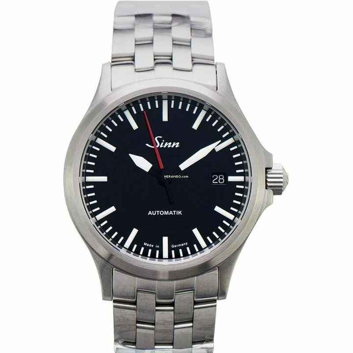  Sinn 556 556.0106-Solid-FLSS - Elegantly Sporty Automatic Black Dial Fine Link Men's Watch </h1> 