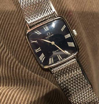 Omega quadratisch </h1>