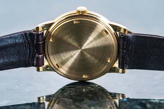 Thumbnail von Patek Philippe Calatrava 5032 | Cal. 240 Automatique | 36 mm | fond de boîtier vissé