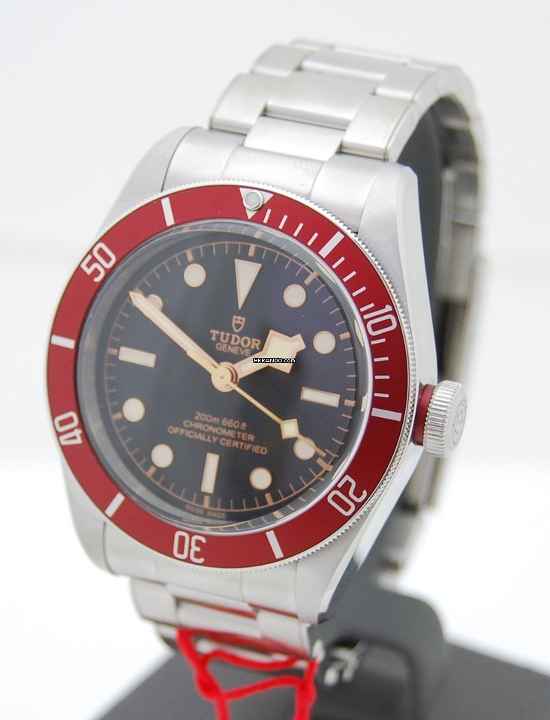  Tudor Heritage Black Bay Stahlband Box & Papiere LC100 NEU