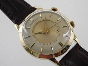 Thumbnail von Jaeger-LeCoultre Memovox 18 Karat Gelbgold Memovox Alarm Jumbo 37 mm Herrenuhr Kaliber P815 im original Zustand </h1>