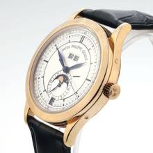 Thumbnail von Patek Philippe Annual Calendar Roségold Ref.5396R-001 </h1>