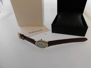 Thumbnail von Jaeger-LeCoultre 18 Karat Gelbgold Baignoire Jumbo Handaufzug 29 x 38 mm Rarität </h1>