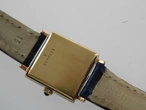 Thumbnail von Jaeger-LeCoultre Classic Cocktail Watch Lapis Damenuhr Vintage massiv 18 Karat Gelbgold mit Lederband
