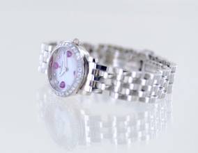 Thumbnail von Blancpain Women Ladybird Diamond Lady 21mm MOP dial 18K White Gold Heart Diamonds rar </h1>