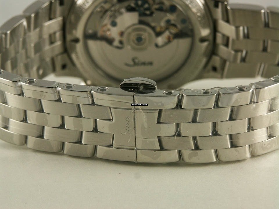 Thumbnail von Sinn 910 Jubiläum: Der Schleppzeigerchronograph