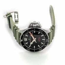 Thumbnail von Hamilton H77825331 - Khaki Navy Automatic Black Dial Stainless Steel Men's Watch </h1>