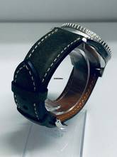 Thumbnail von Breitling Navitimer 806 - AOPA - NEW SERVICE