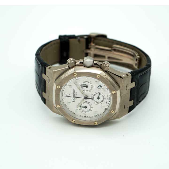  Audemars Piguet Royal Oak Chronograph 26022BC.OO.D002CR.01 </h1> 