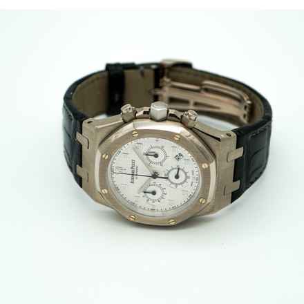  Audemars Piguet Royal Oak Chronograph 26022BC.OO.D002CR.01 </h1> 