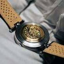 Thumbnail von Angular Momentum Classic New Roman 42mm