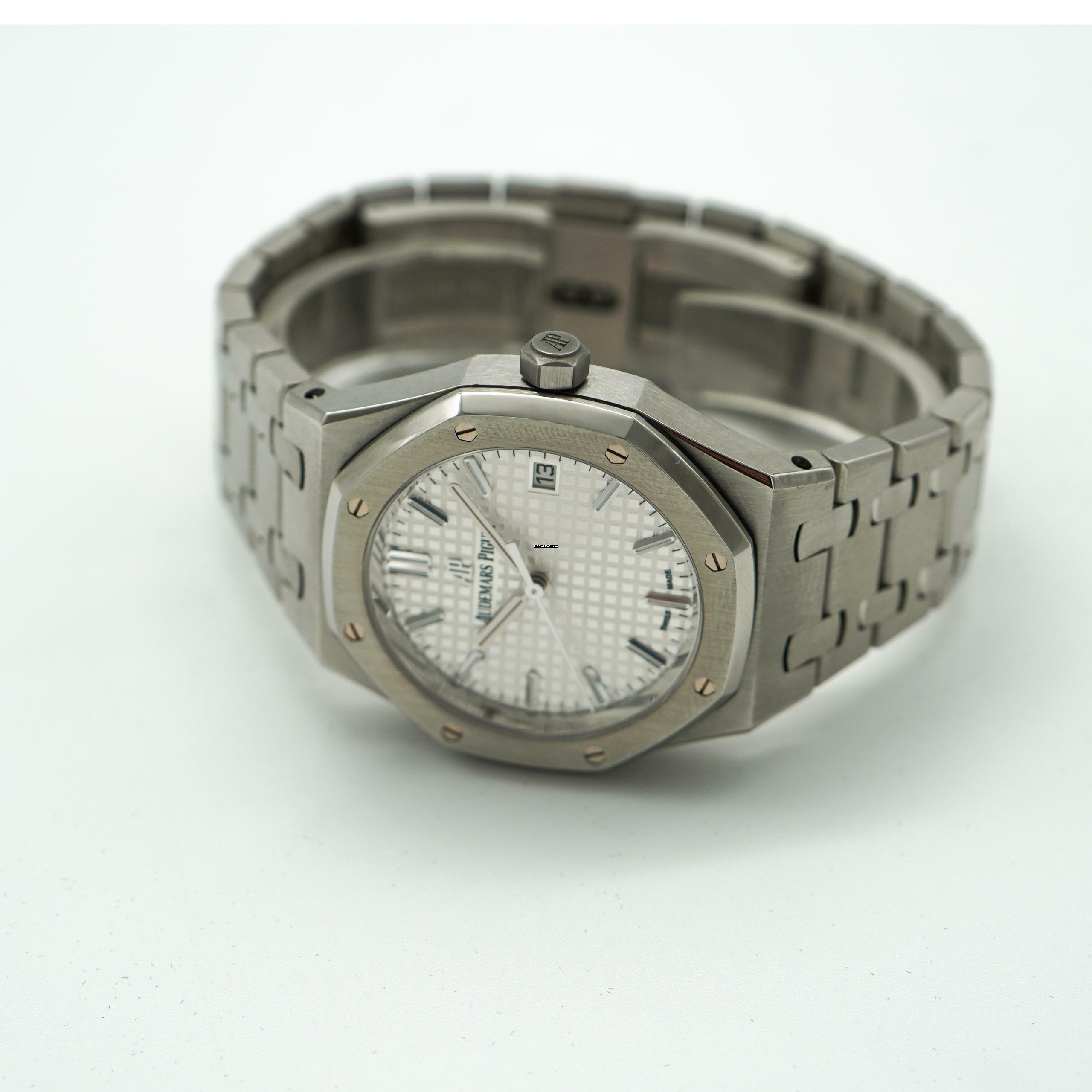  Audemars Piguet Royal Oak Selfwinding 77350ST.OO.1261ST.01 </h1> 