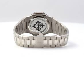 Thumbnail von Patek Philippe Nautilus 3800 Like New - Service Patek