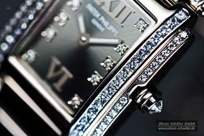 PATEK PHILIPPE "Twenty-4" in Weißgold