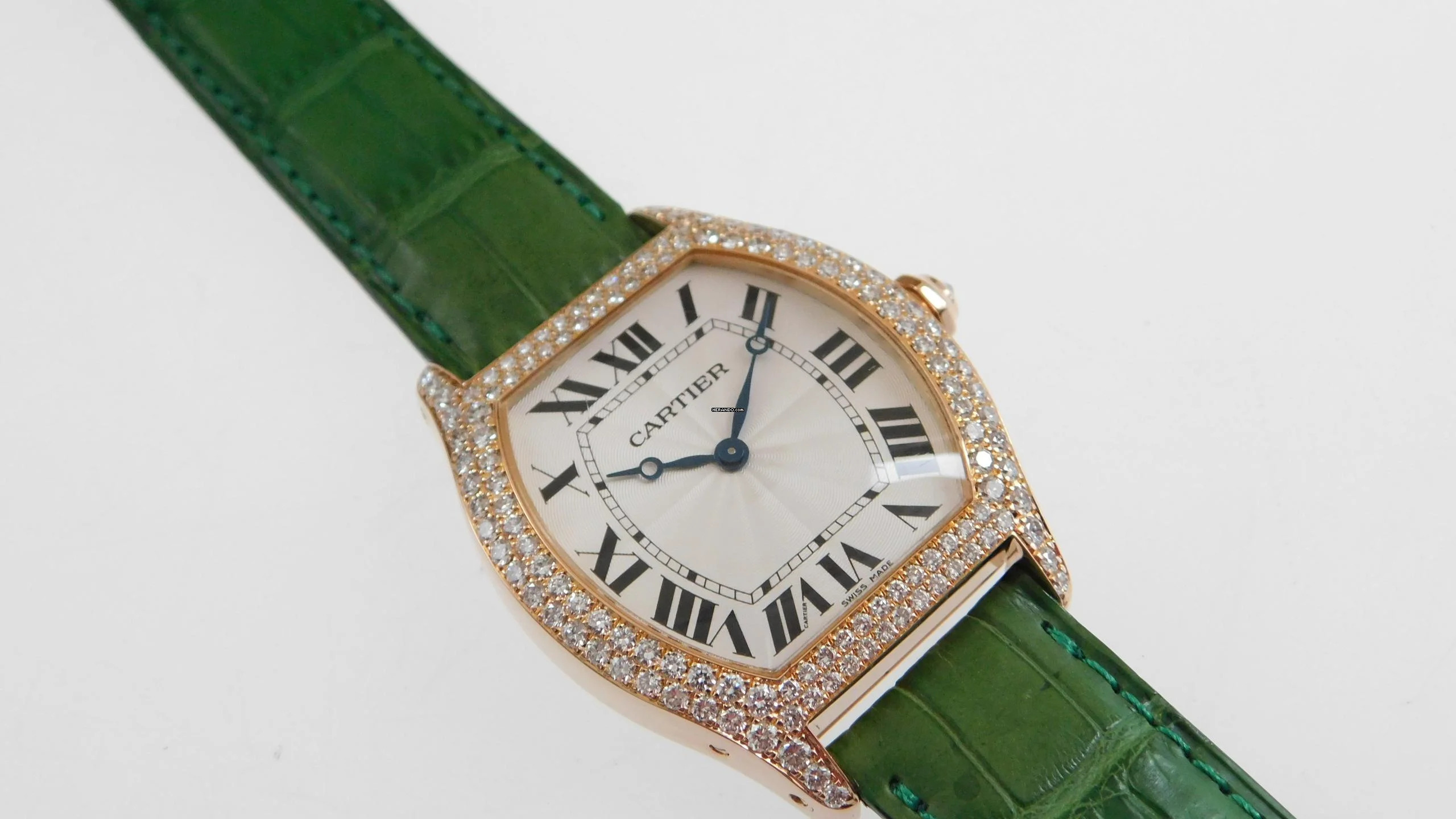Cartier Tortue 18 Karat Rosegold Tortue XL Herrenuhr Handaufzug mit original Brillant Besatz 34 x 43 mm </h1>