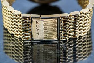 Thumbnail von A. Lange & Söhne Lange 1 151.021 | 18k Yellowgold | orig. Goldbracelet | Caliber L901.0