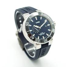 Thumbnail von Oris Aquis Small Second 01 743 7733 4135 </h1>