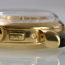 Thumbnail von Jaeger-LeCoultre Chronograph Baby very rare caliber 290 yellow gold 18KT 1937's </h1>