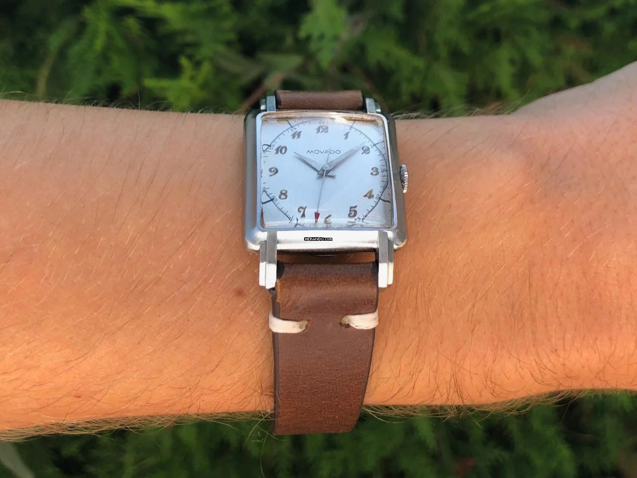 Thumbnail von Movado medium size Gents Wristwatch </h1>