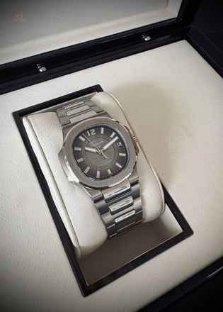 Patek Philippe Nautilus 32 mm Weißgold LC 100