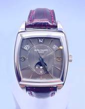 Thumbnail von Patek Philippe Gondolo Calendario WHITEGOLD 18Kt. MINT CONDITION FULL SET WITH BOX&PAPERS SERVICED </h1>