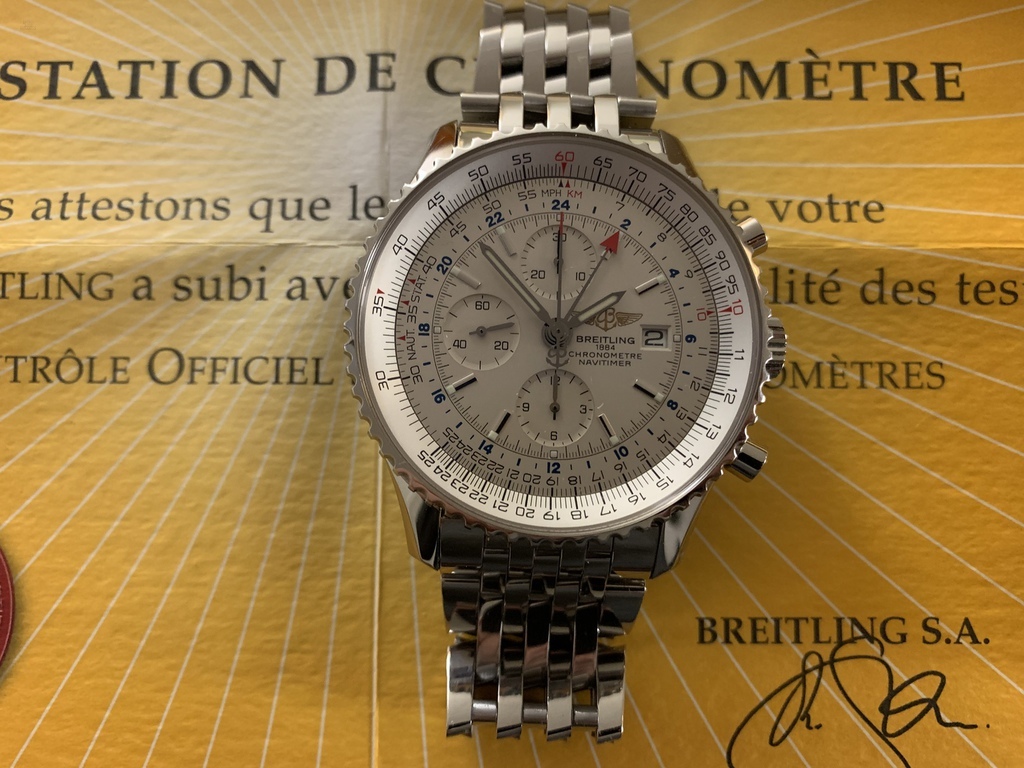 Breitling Navitimer World