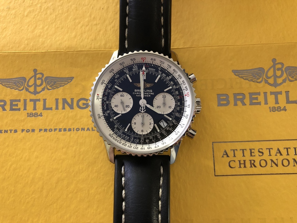 Breitling Navitimer