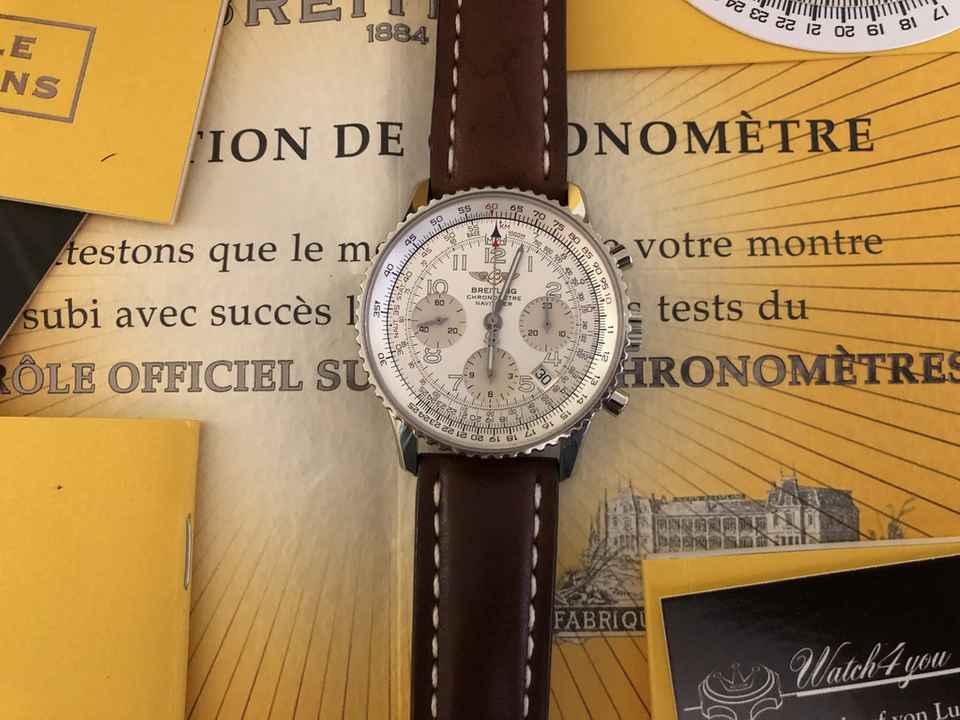 Breitling Navitimer