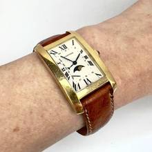 Thumbnail von Cartier Tank Américaine Quartz 18K Yellow Gold Moon Phase Watch </h1>