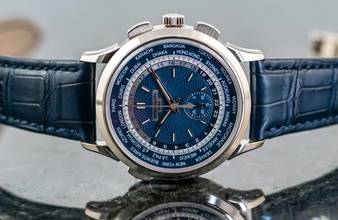 Thumbnail von Patek Philippe World Time Chronograph 5930G-001 | Full Set 2018 | Whitegold