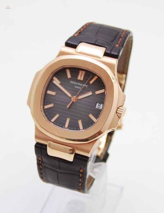 Patek Philippe 5711R Nautilus 750 Rosegold Papiere aus 2008