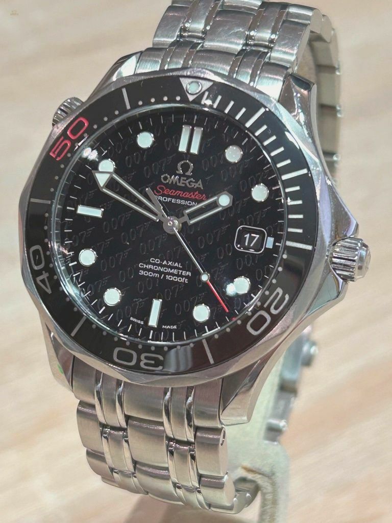 Omega Seamaster 300M 50th Anniversary James Bond 007 Box & Papier
