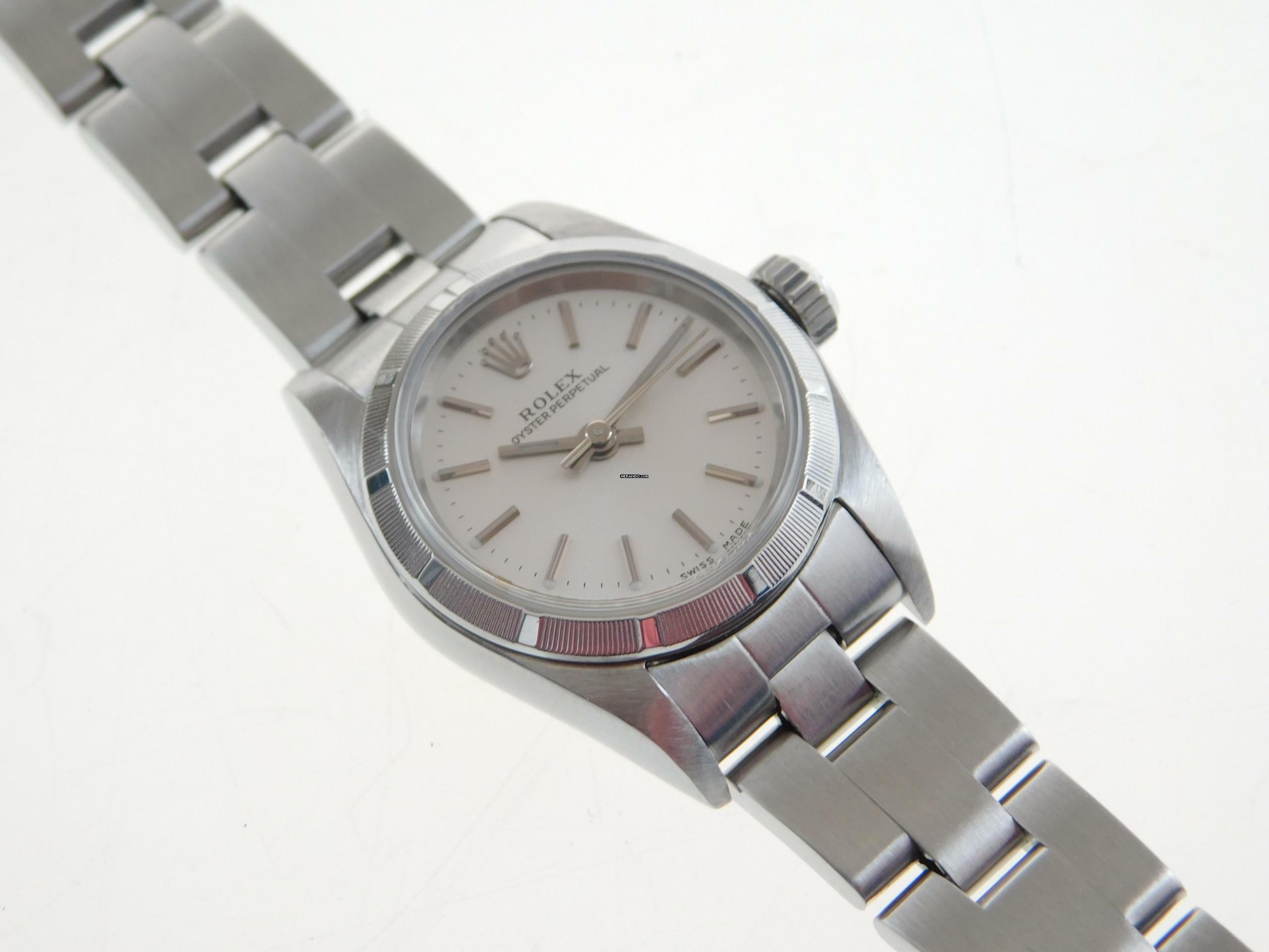 Rolex Oyster Perpetual 26 Lady Oyster Perpetual mit Saphirglas 25 mm silber farbendes Blatt mit Oysterband v 1995 </h1>
