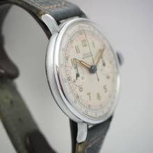 Thumbnail von Doxa Chronograph Vintage Stahl Valjoux 22-perfect with orig.Box RARE </h1>